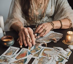 La voyance amoureuse avec le tarot amour gratuit