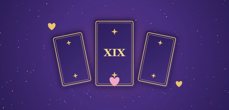 Le Soleil en amour : carte de tarot XIX entourée d'un cœur doré